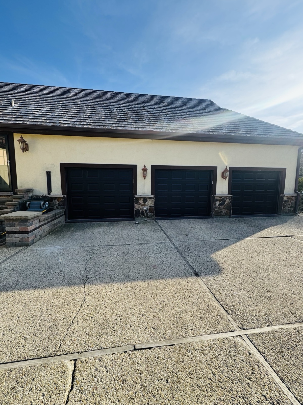 Garage door service in Naperville, IL